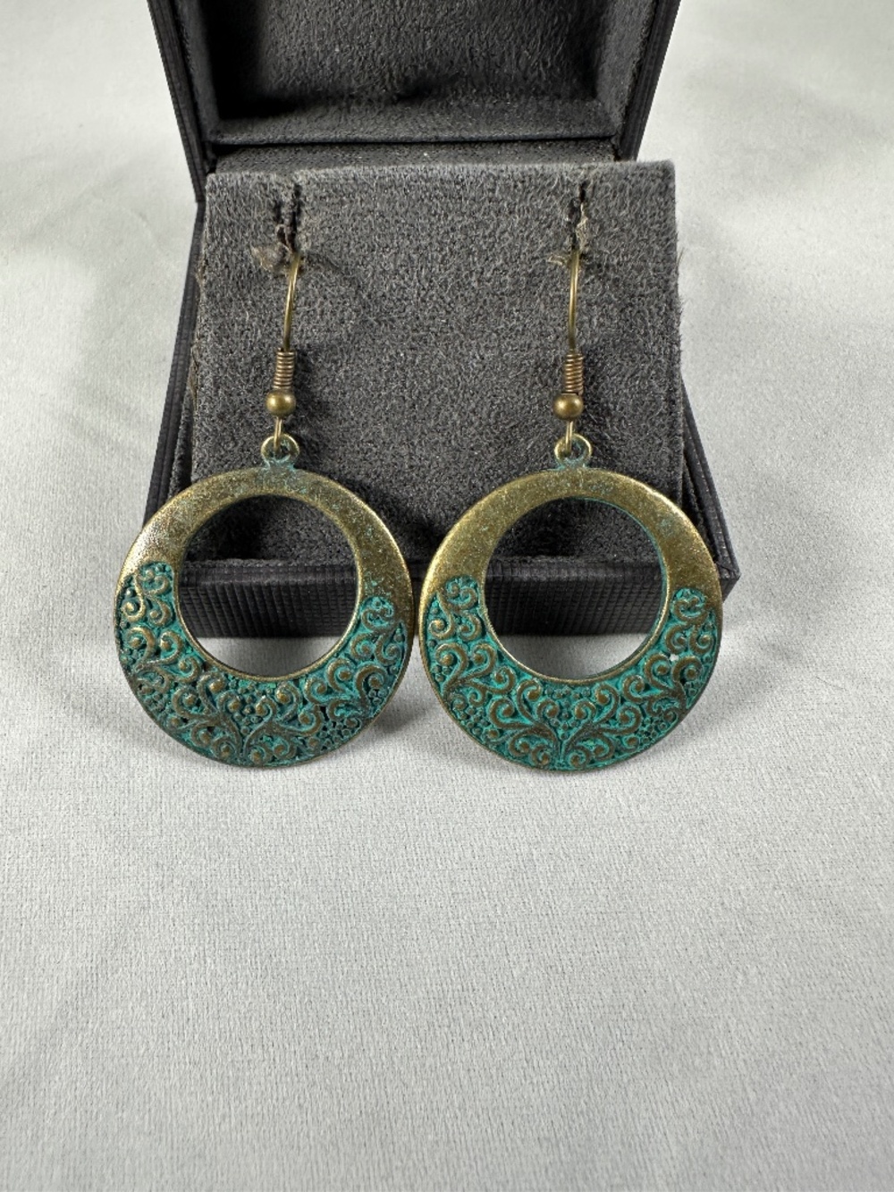 Vintage Style Antique Brass Verdigris Patina Filigree Circle Drop Earrings